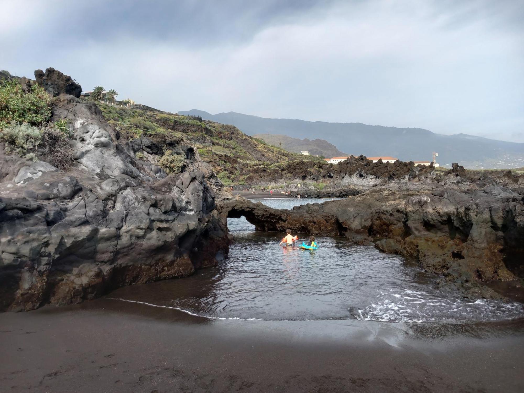 Cascada De Colores Playa Cancajos.- BreNa Baja  Esterno foto